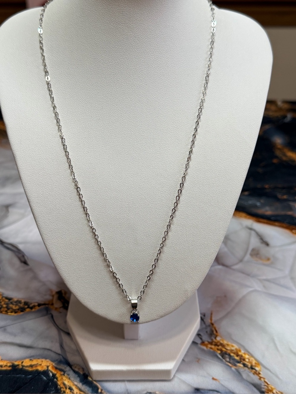 Effy Necklace with blue gem NWOT